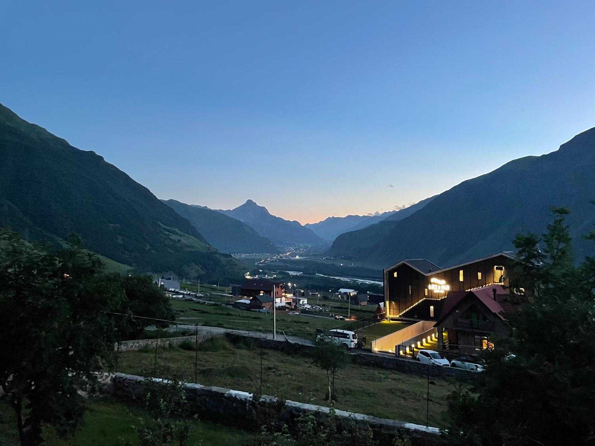 Jamarjeti Hotel Kazbegi Ngoại thất bức ảnh